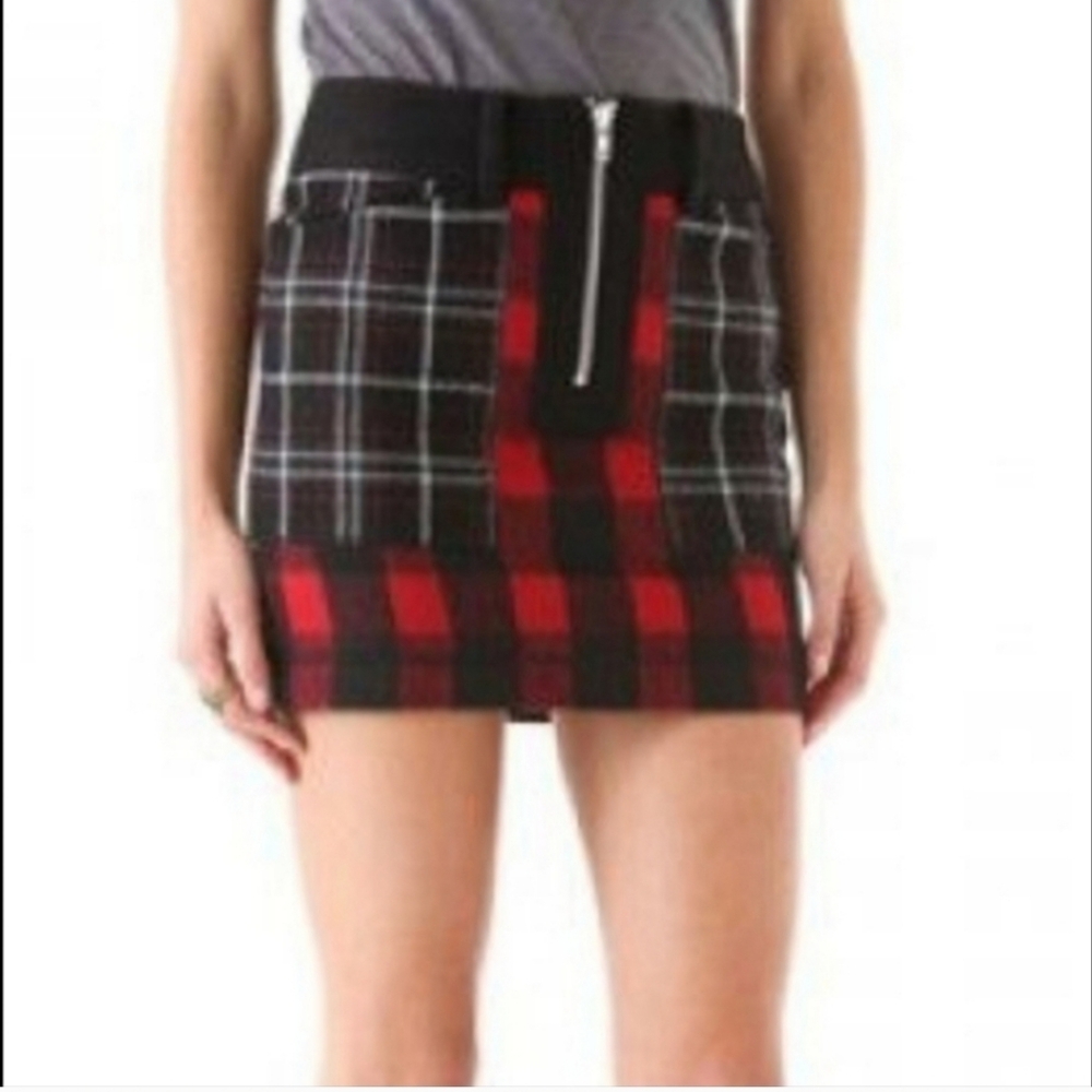 April, May Wilma Plaid Mini Skirt Size Medium